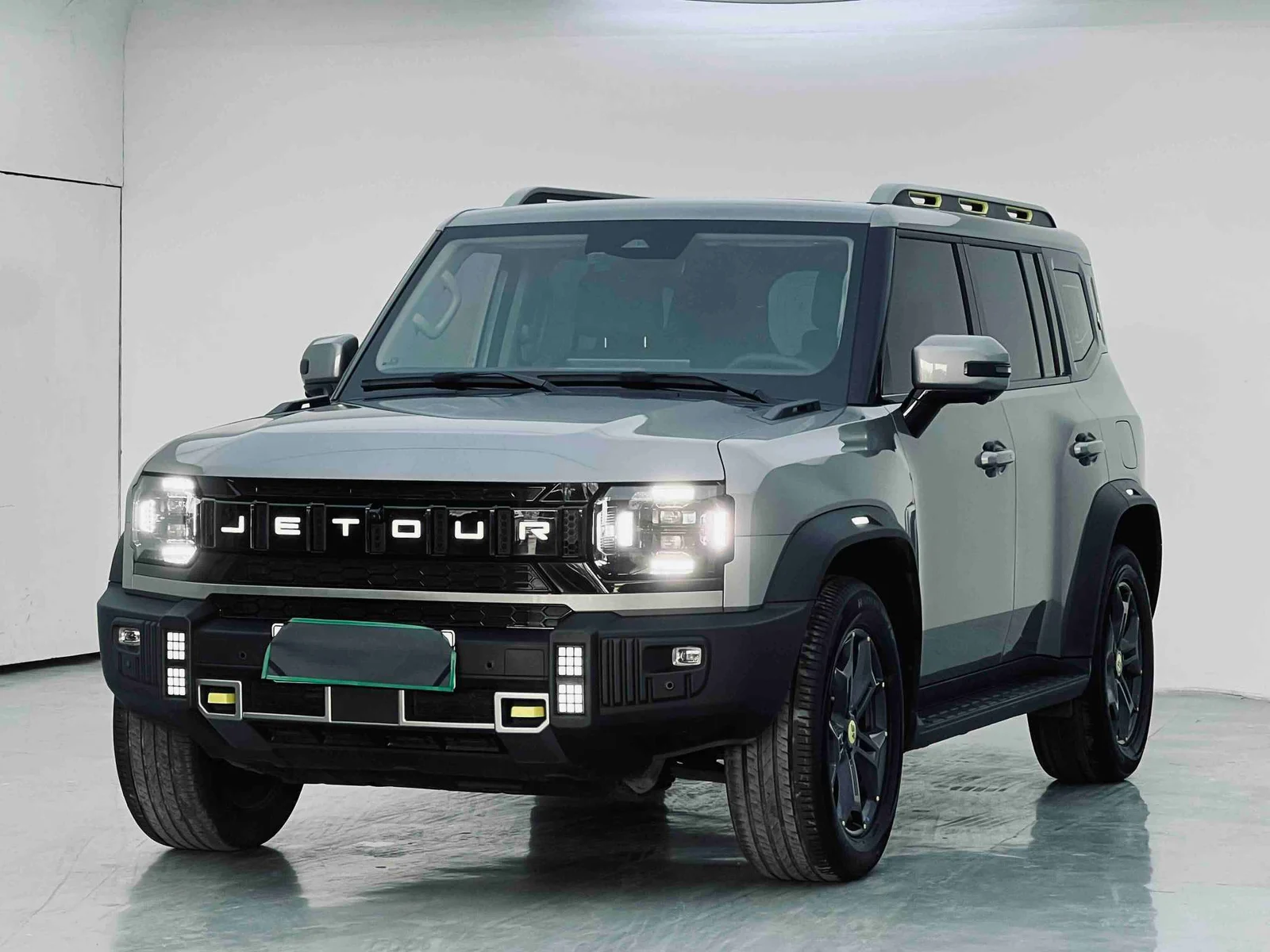 Jetour Traveler C-DM supplied vehicle photograph 1